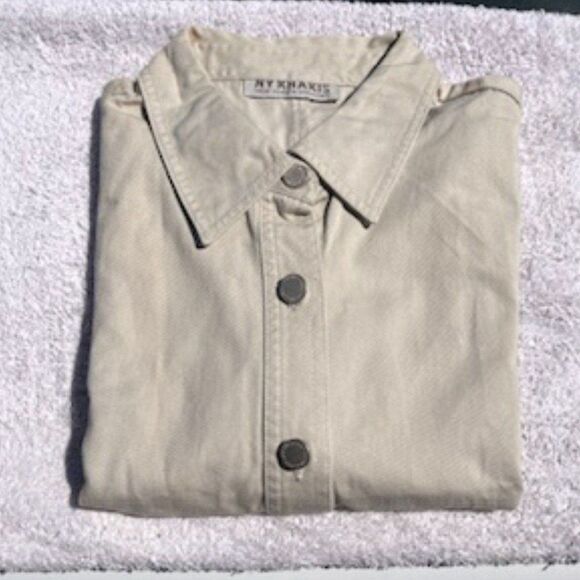 Sleeveless Skirts . Size: Medium 10 . Khakis Button Front . 100% Cotton . New - Picture 4 of 4